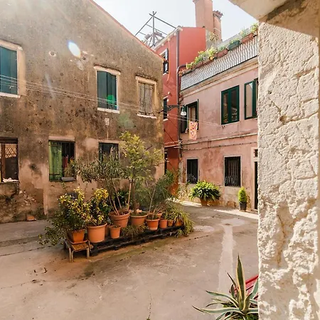 Alla Corte Venezia Esterno foto